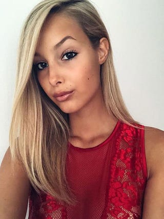 中国では国賓級 本当に可愛いサッカー選手の美人妻 ヴィクトリアのすべて