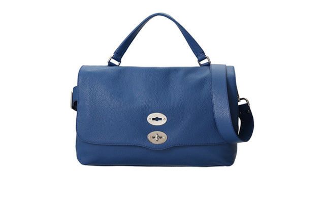 Blue, Product, Bag, White, Fashion accessory, Style, Luggage and bags, Shoulder bag, Fashion, Azure, 