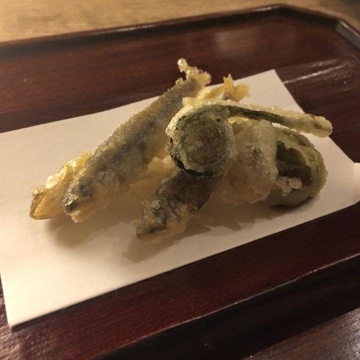稚鮎と山菜の天ぷら 東京出張帰りの京都和