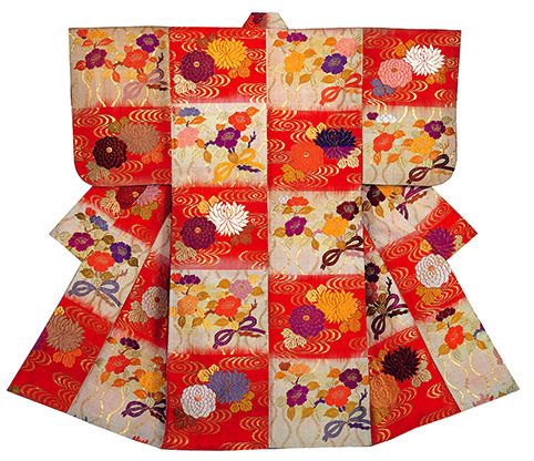 伝統芸能を彩る豪華なきもの「能装束と歌舞伎衣裳」展開催
