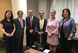 大和学園太秦キャンパスで 田中誠二理事 大和学園太秦キャンパスで 田中誠二理事