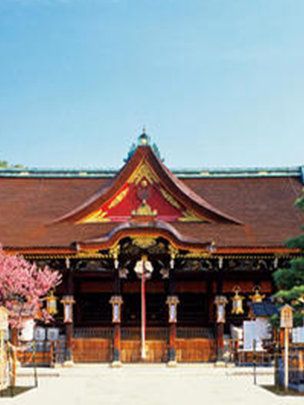 年末の風物詩、北野天満宮の「終い天神」。大縁日で一年の