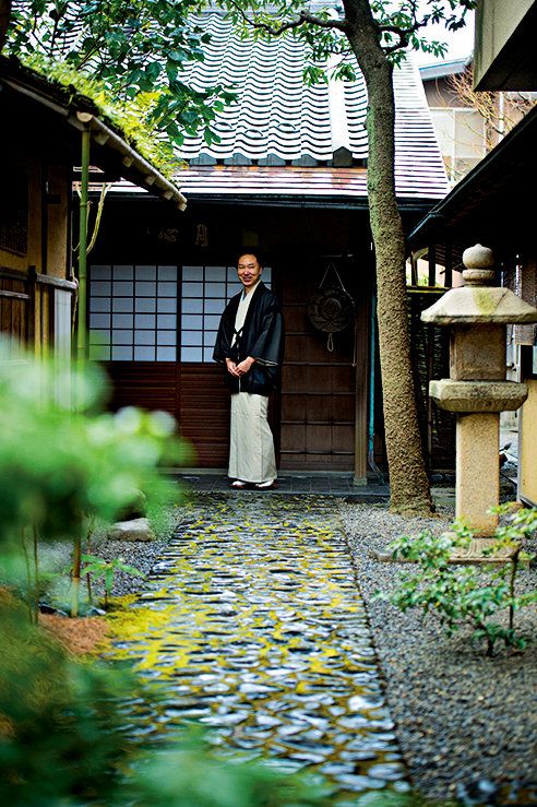 茶道家元は語る。「茶箱は現代のSNSだぁ！」