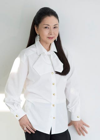 1日サボったら1日老ける 美しく健やかに歳を重ねる梶芽衣子さんの 素敵のもと 1日サボったら1日老ける 美しく健やかに歳を重ねる梶芽衣子さんの 素敵のもと