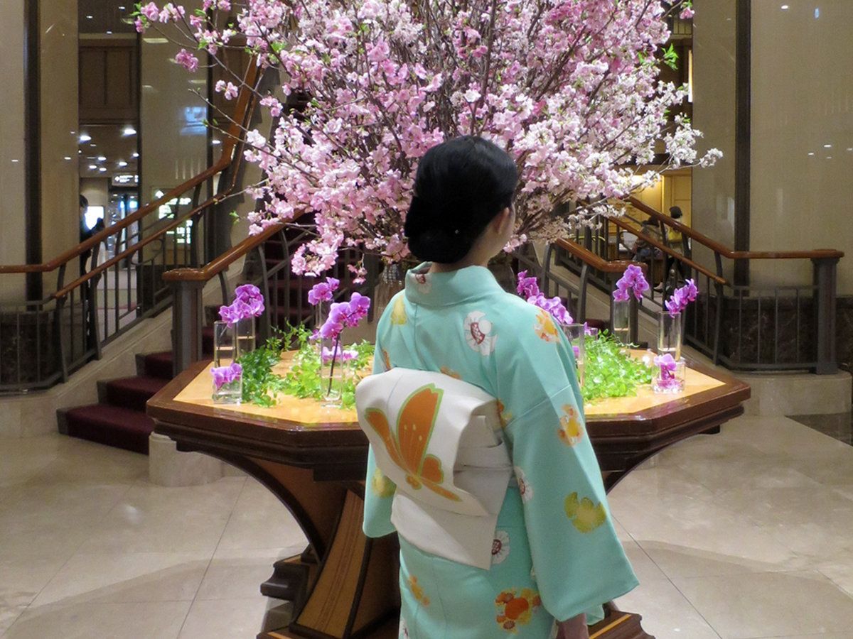 朝香沙都子の着物ダイアリー｜桜の意匠でお花見