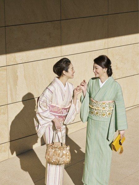 越後の紬絣　美しいキモノ春号掲載柄　一反　新品未使用。 美しいキモノ2023年春号」に弊社の商品が掲載されております