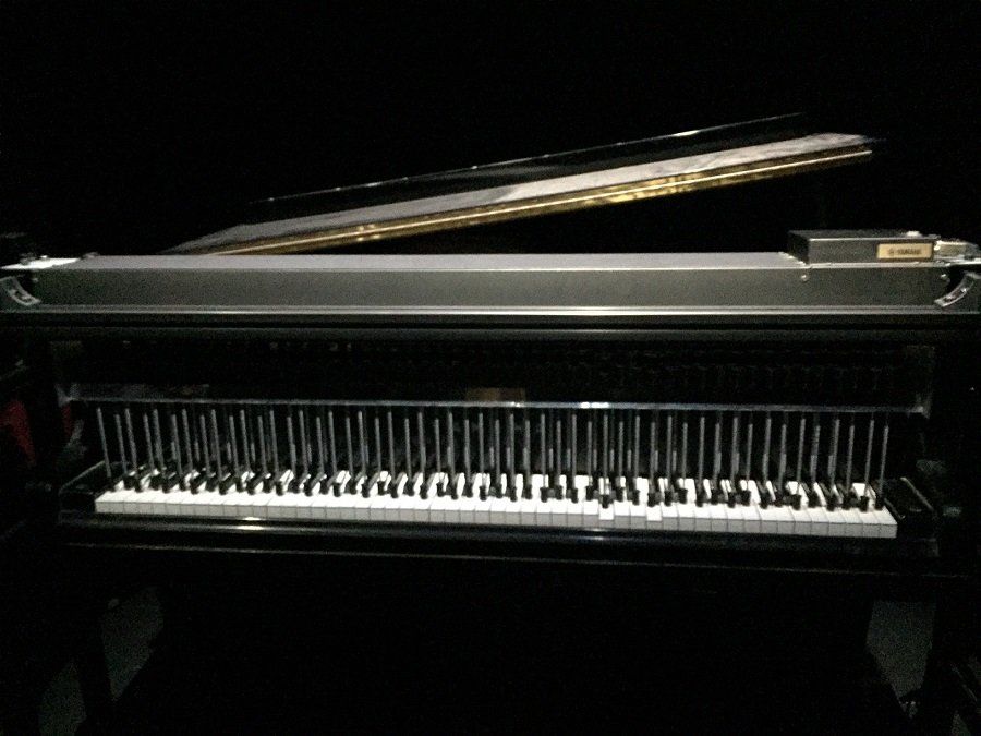【SALE／55%OFF】 坂本龍一 with 高谷史郎 設置音楽展2～津波をかぶったピアノが 彫刻・オブジェ