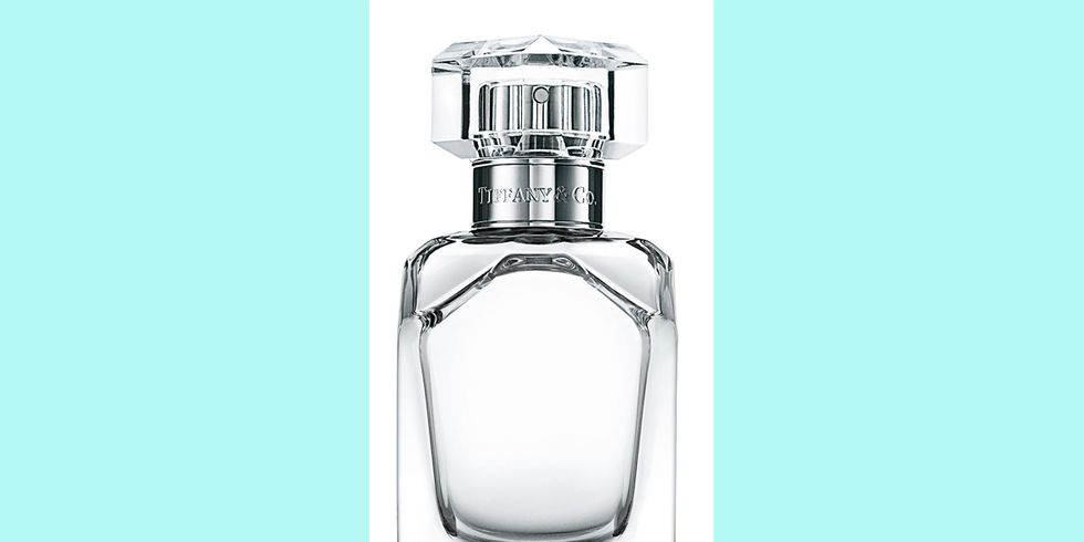 Perfume, Water, Glass bottle, Product, Bottle, Bottle stopper & saver, Fluid, Liquid, Glass, Drinkware, 