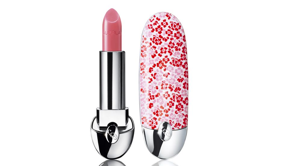 Lipstick, Red, Beauty, Pink, Lip, Cosmetics, Material property, Lip care, Lip gloss, 