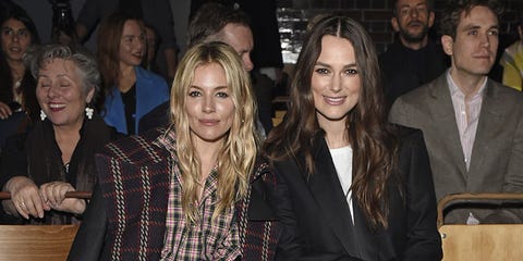 ロンドンコレクションのフロントロウでキャッチ おしゃれセレブ ベストスナップ36 ハーパーズ バザー Harper S Bazaar 公式 ロンドンコレクションのフロントロウでキャッチ おしゃれセレブ ベストスナップ36 ハーパーズ バザー Harper S Bazaar 公式