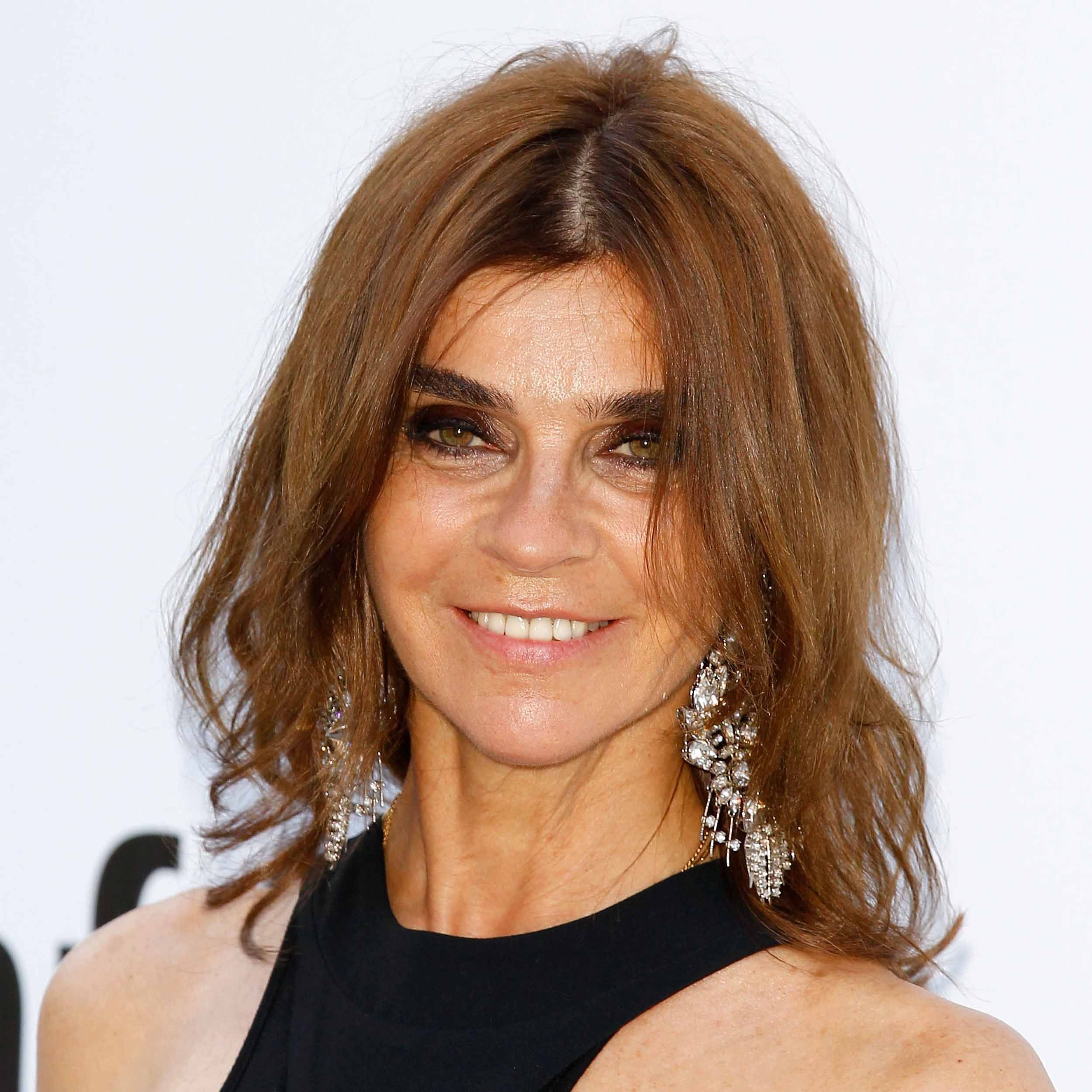 カリーヌ・ロワトフェルドが贈る、itモデル7人が繰り広げる