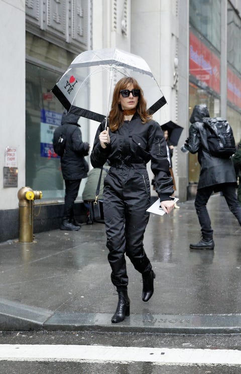 十人十色 黒の似合う女たち ハーパーズ バザー Harper S Bazaar 公式 十人十色 黒の似合う女たち ハーパーズ バザー Harper S Bazaar 公式