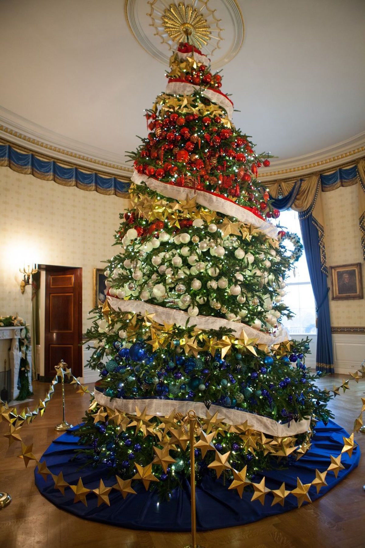 あなたの生まれた年に飾られたホワイトハウスのクリスマスツリーは 