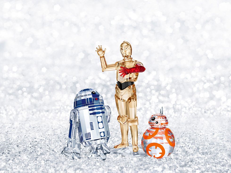Cartoon, Water, Illustration, Fictional character, R2-d2, Snow, 