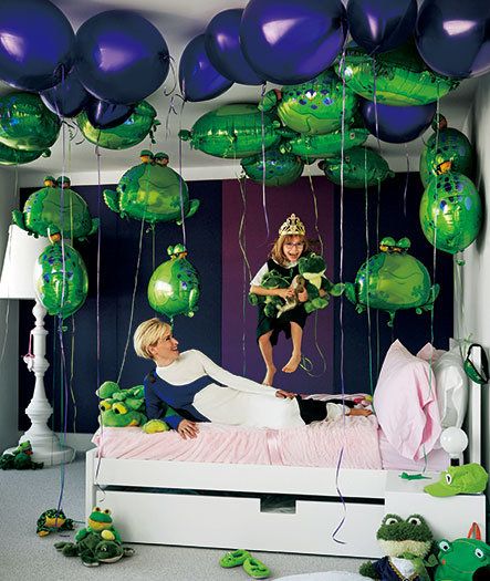 Green, Party supply, Purple, Decoration, Magenta, Party, Violet, Turquoise, Balloon, Toy, 