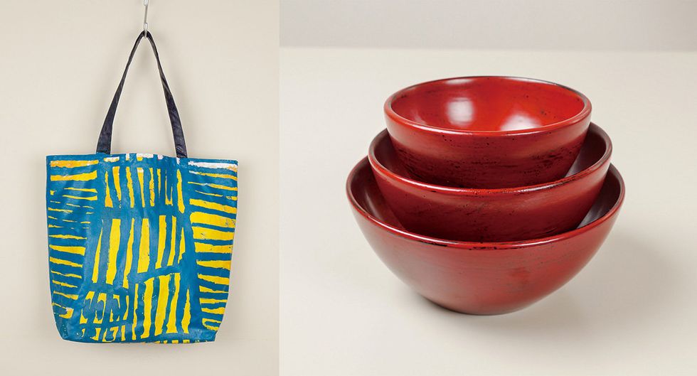 Red, Handbag, Bag, Material property, Plastic, Fashion accessory, Bowl, Ceramic, earthenware, 