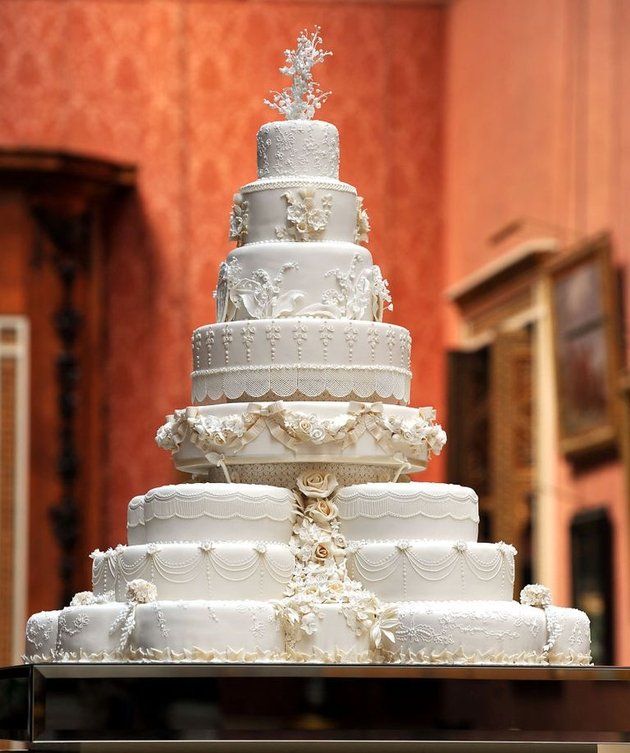 Wedding cake, Cake decorating, Icing, Sugar paste, Cake, Buttercream, Wedding ceremony supply, Pasteles, Sugar cake, Food, 