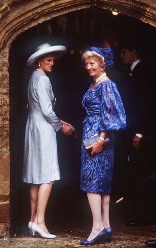 Princess Diana with her mother, Frances Shand-Kydd.
