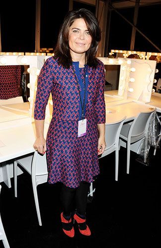 キャサリン妃が婚約発表で着たあのドレスが、いかにISSA終焉の