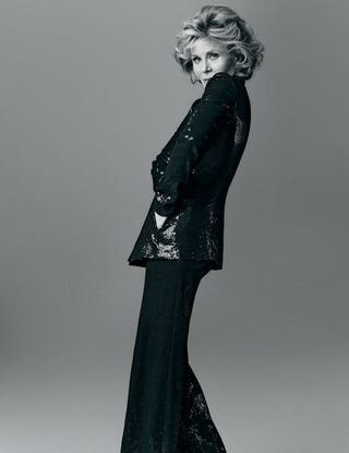 波乱万丈を糧にする ジェーン フォンダの旅路 ハーパーズ バザー Harper S Bazaar 公式