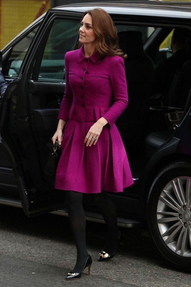 キャサリン妃がロイヤル・オペラ・ハウス訪問にオスカー・デ・ラ