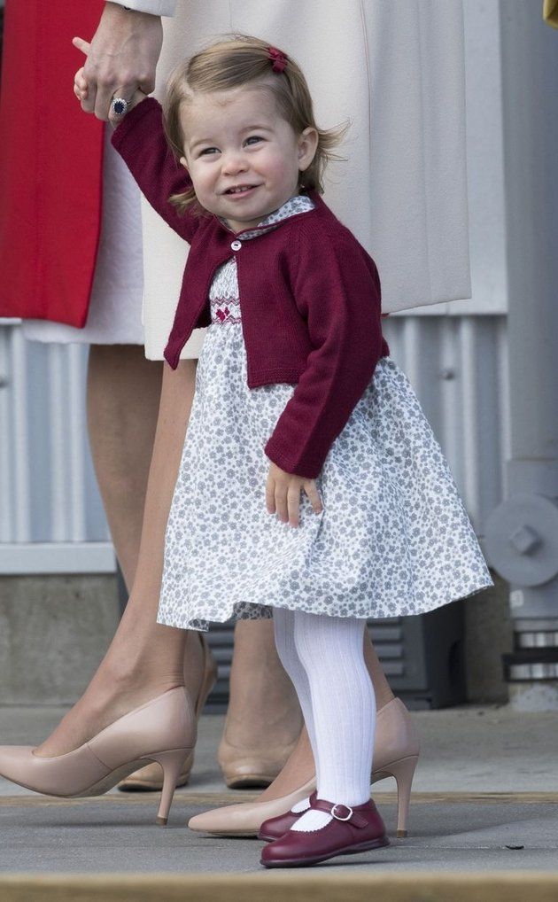 Child, Clothing, Red, Pink, Fashion, Toddler, Footwear, Standing, Leg, Child model, 