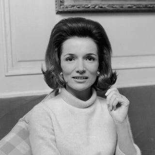 ジャッキー ケネディの妹でファッションアイコンのリー ラジヴィルが85歳で死去 ハーパーズ バザー Harper S Bazaar 公式