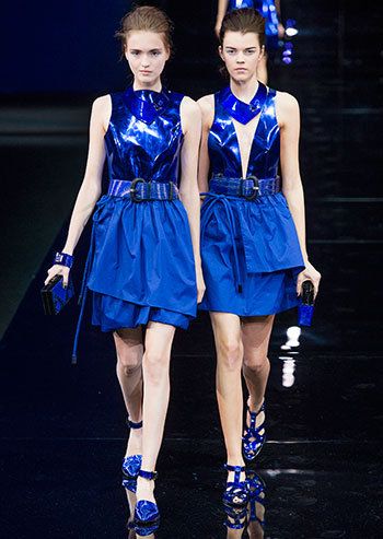 Clothing, Blue, Dress, Human leg, Electric blue, Style, Formal wear, Cobalt blue, One-piece garment, Fashion, 