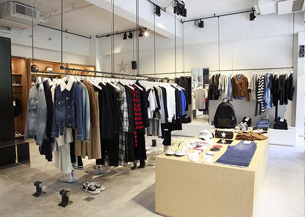 Clothes hanger, Retail, Outlet store, Boutique, Collection, Box, Shipping box, Fashion design, Market, 