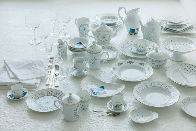 Serveware, Blue, Dishware, Drinkware, Porcelain, Glass, Tableware, Ceramic, Aqua, Teacup, 