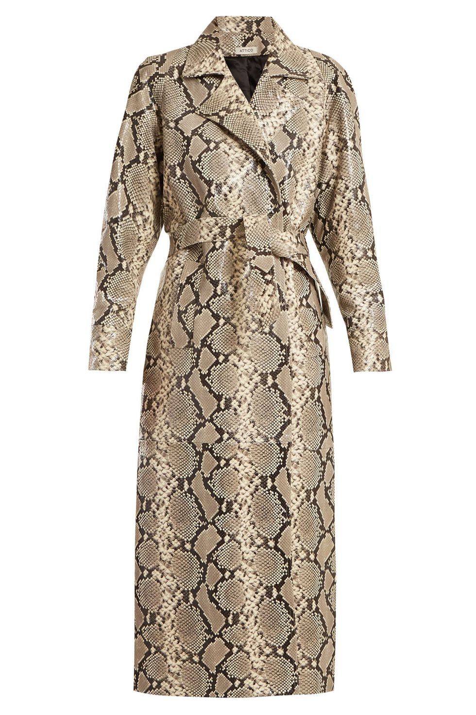Clothing, Dress, Day dress, Trench coat, Sleeve, Coat, Outerwear, Beige, Robe, Cocktail dress, 