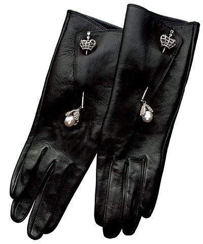Safety glove, Personal protective equipment, Boot, Black, Glove, Fashion design, Leather, 