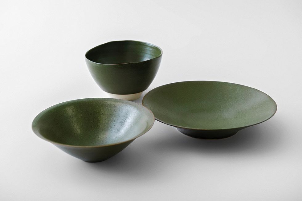 Serveware, Green, Dishware, Ceramic, Mixing bowl, Still life photography, Turquoise, Natural material, Pottery, Bowl, 