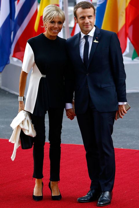 ブリジット マクロン仏大統領夫人が夫との出会いから再婚までの馴れ初めを初激白 ハーパーズ バザー Harper S Bazaar 公式