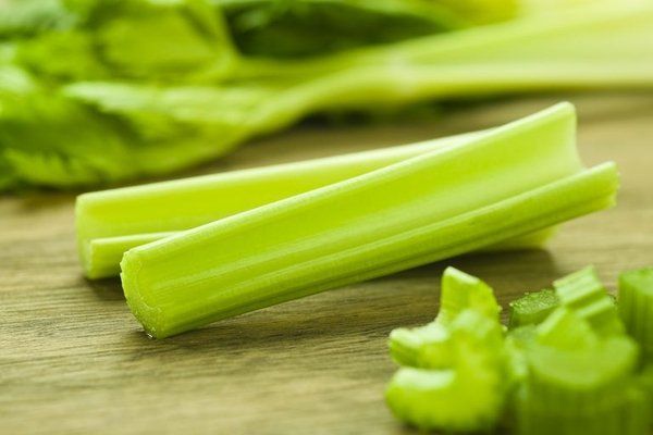 vegetable, food, celery, leaf vegetable, plant, produce, cutting board, ingredient, dish,