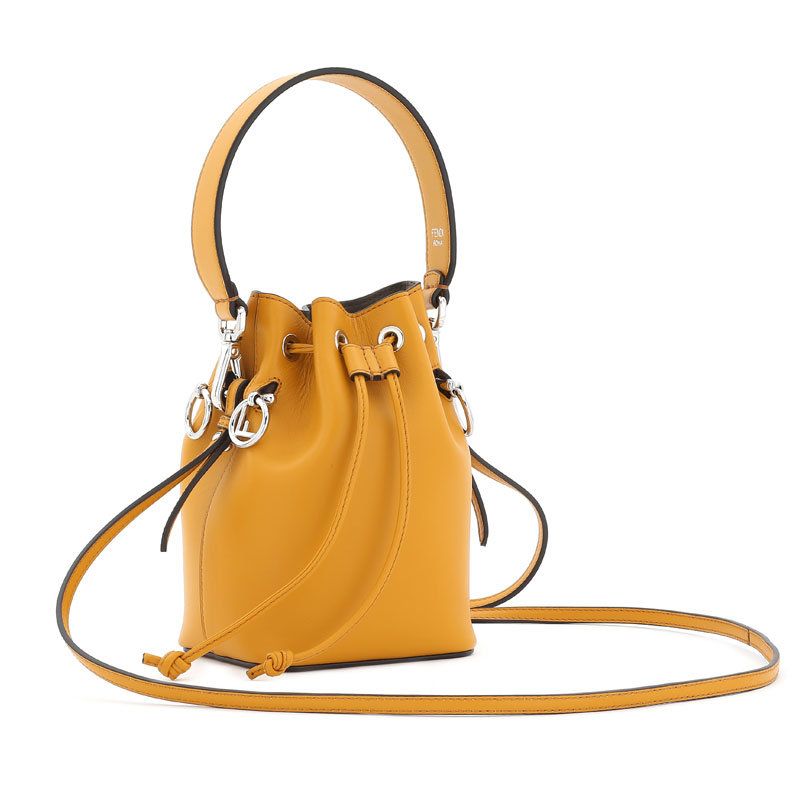 Handbag, Bag, Fashion accessory, Shoulder bag, Tan, Yellow, Beige, Leather, Material property, Kelly bag, 