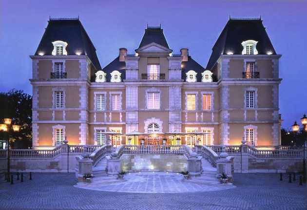 Building, Château, Landmark, Architecture, Lighting, Estate, Mansion, House, Night, Facade, 
