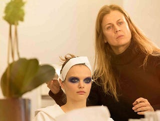 3人のマスターが教える春のメイクアップ ハーパーズ バザー Harper S Bazaar 公式