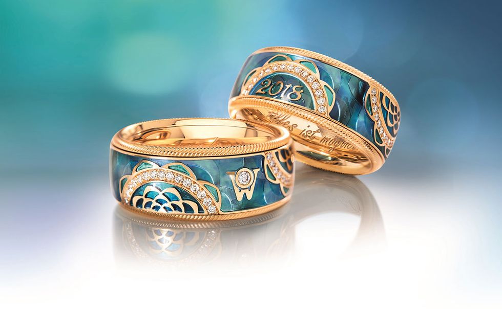 Ring, Jewellery, Fashion accessory, Turquoise, Turquoise, Wedding ring, Gemstone, Bangle, Metal, Wedding ceremony supply, 