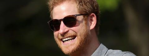 ハリー王子 インヴィクタス ゲームの会場で心温まる手紙をしたためる ハーパーズ バザー Harper S Bazaar 公式 ハリー王子 インヴィクタス ゲームの会場で心温まる手紙をしたためる ハーパーズ バザー Harper S Bazaar 公式