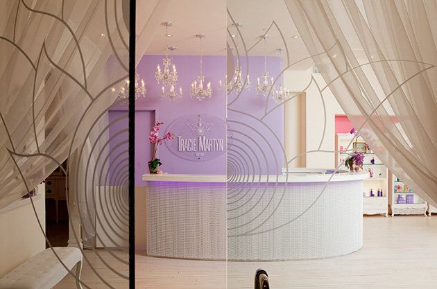 Purple, Interior design, Lavender, Ceiling, Violet, Hall, Graphics, Graphic design, Transparent material, Lobby, 