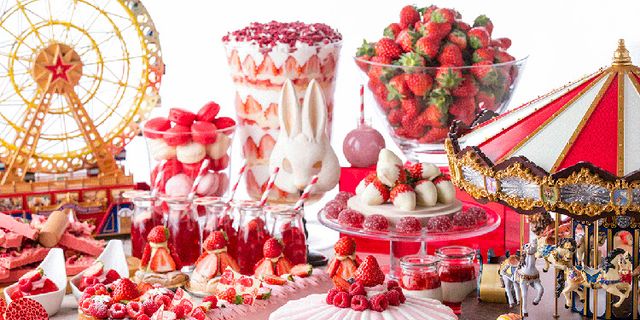 Sweetness, Food, Dessert, Ferris wheel, Decoration, Strawberries, Cuisine, Fruit, Produce, Baked goods, 