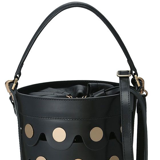 Handbag, Bag, Fashion accessory, Product, Shoulder bag, Design, Material property, Pattern, Tote bag, Leather, 