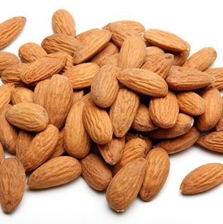 Almond, Food, Nut, Nuts & seeds, Superfood, Apricot kernel, Plant, Ingredient, Produce, Cuisine, 