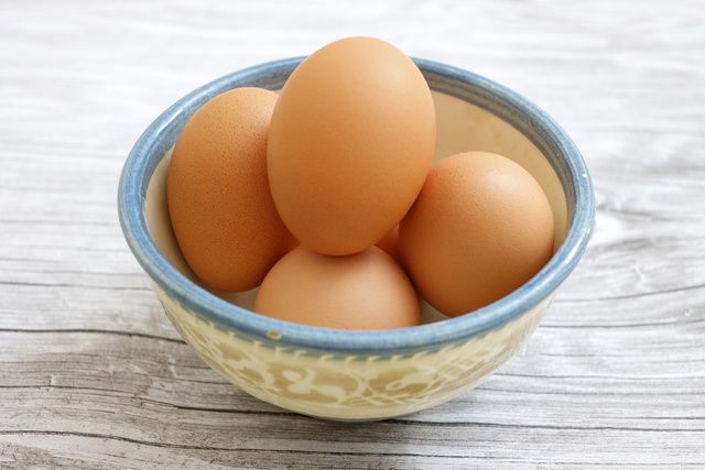Egg, Egg, Food, Dish, Egg cup, Ingredient, Cuisine, Bowl, Serveware, Tableware, 