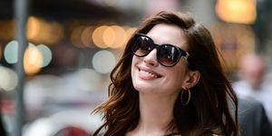 Eyewear, Sunglasses, Hair, Glasses, Face, Facial expression, People, Cool, Street fashion, Hairstyle, 