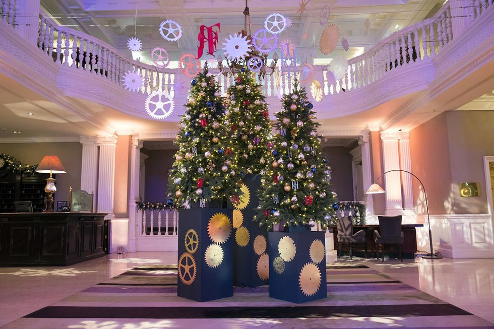 Decoration, Christmas decoration, Christmas tree, Purple, Tree, Violet, Interior design, Lobby, Christmas, Function hall, 
