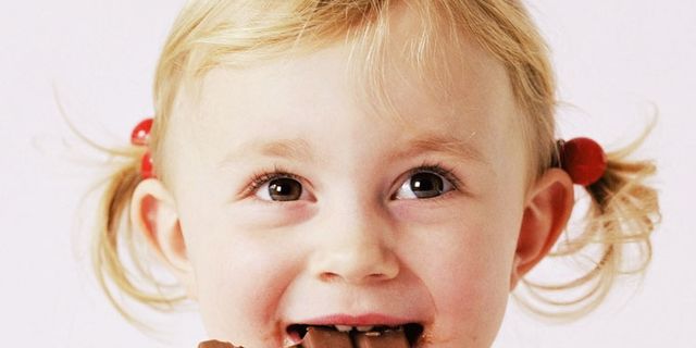 Child, Food, Chocolate ice cream, Frozen dessert, Chocolate, Eating, Toddler, Mouth, Sweetness, Ice cream, 
