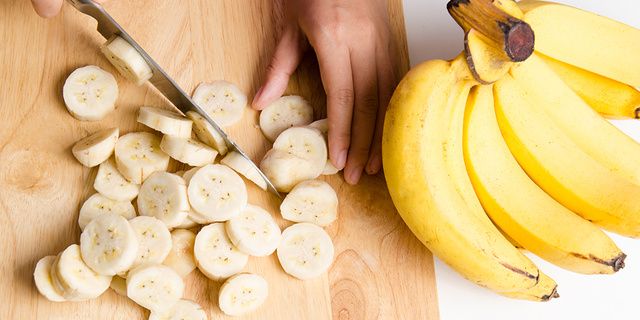 Banana family, Food, Banana, Natural foods, Fruit, Superfood, Plant, Ingredient, Produce, Cooking plantain, 