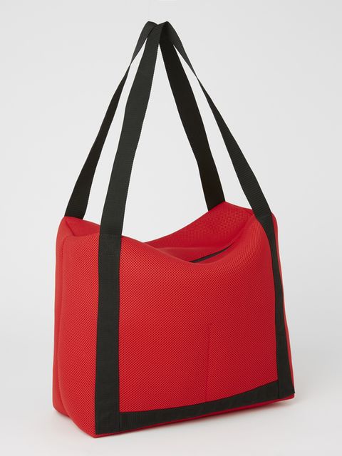 Bag, Handbag, Red, Shoulder bag, Hobo bag, Fashion accessory, Tote bag, Material property, Luggage and bags, 